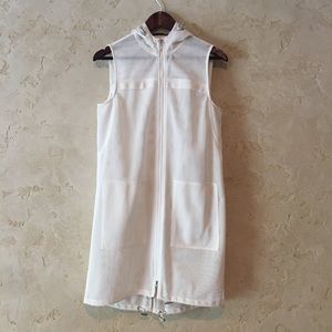 Ellie Tahari mesh vest